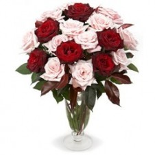 6pcs Red & 1 Dozen Pink Roses in a Vase